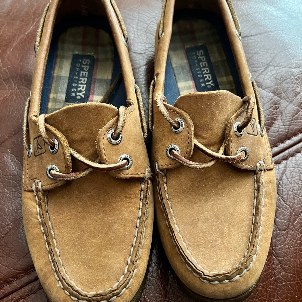 Sperry size 7 boat shoe